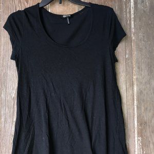 Black tee shirt